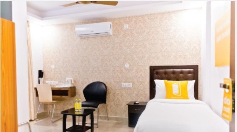 X By Bloom L Indiranagar Hotel Bangalore Exterior foto